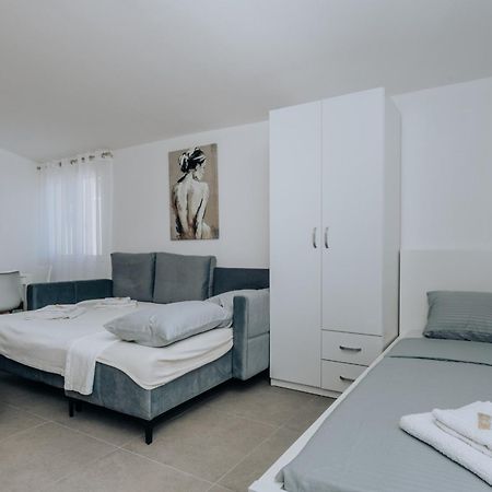 Apartments Milivojevic Бар Экстерьер фото