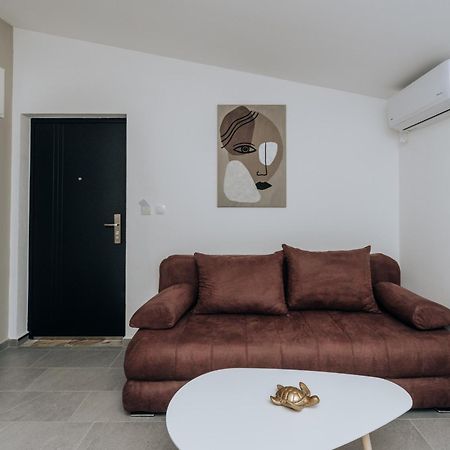 Apartments Milivojevic Бар Экстерьер фото