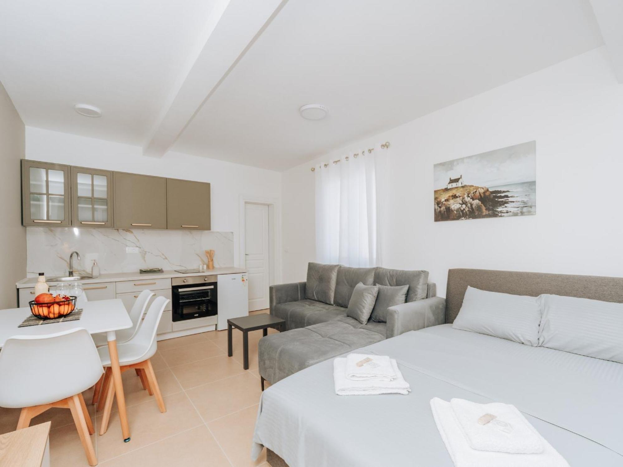 Apartments Milivojevic Бар Экстерьер фото